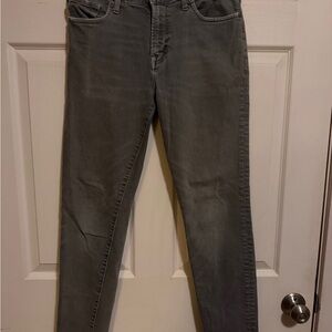 Women’s American Eagle Size 29 Light Grey Straight High Rise Jeans.